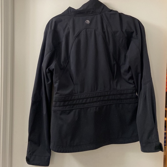 Black waterproof jacket. - Picture 4 of 4
